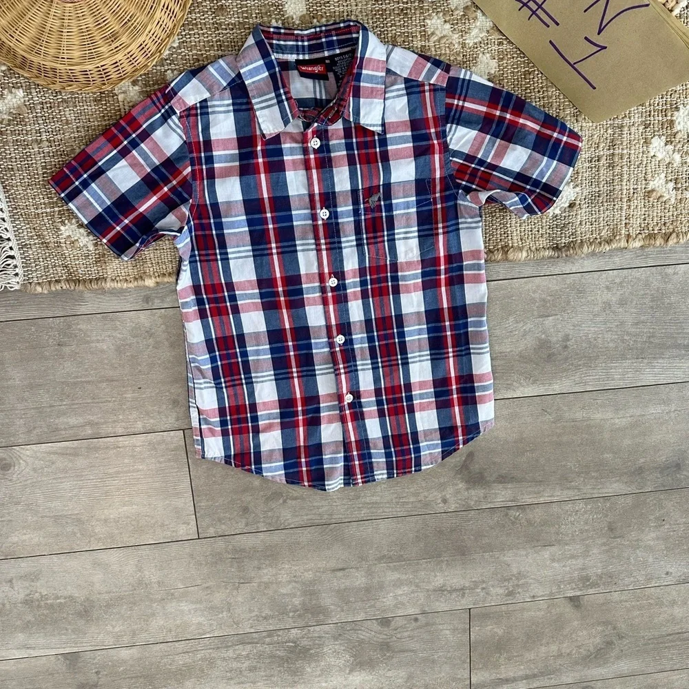 New Wrangler Boys Plaid Button Down Short Sleeve Shirt Size Small Red White Blue